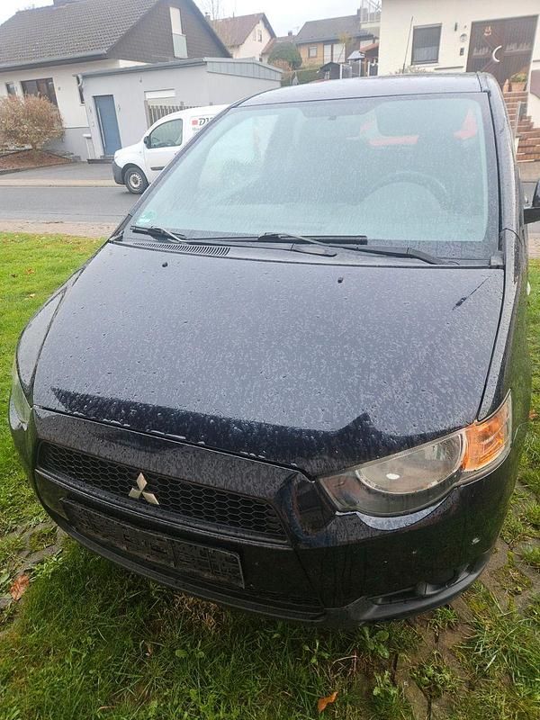 Schwarz Gebraucht 2012 Mitsubishi Colt Edition Limousine | 600 € (Fairer Preis) - Bild 1/4