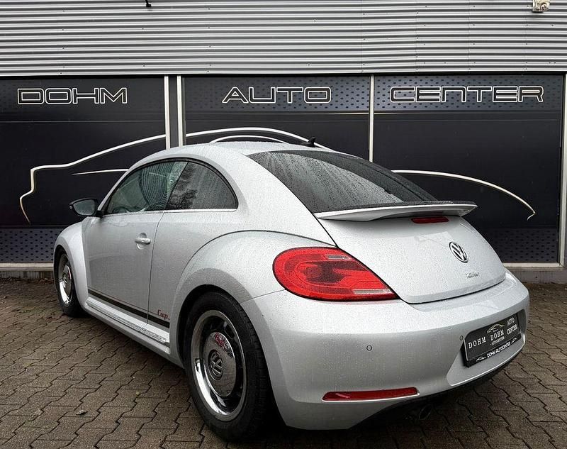 Gebraucht VW Beetle Cup 105 PS (77 kW) 2014 Silber Kleinwagen