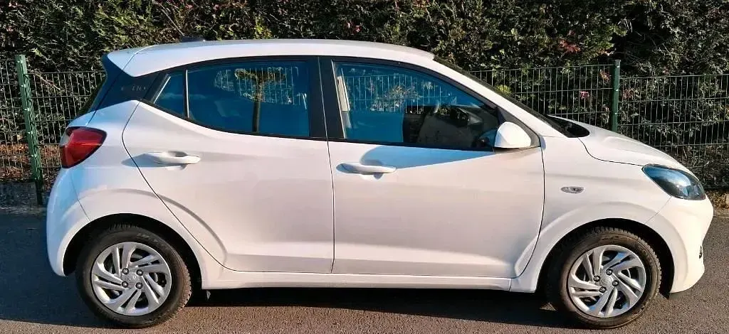 Neu Hyundai i10 63 PS (46 kW) 2025 Weiß Kleinwagen