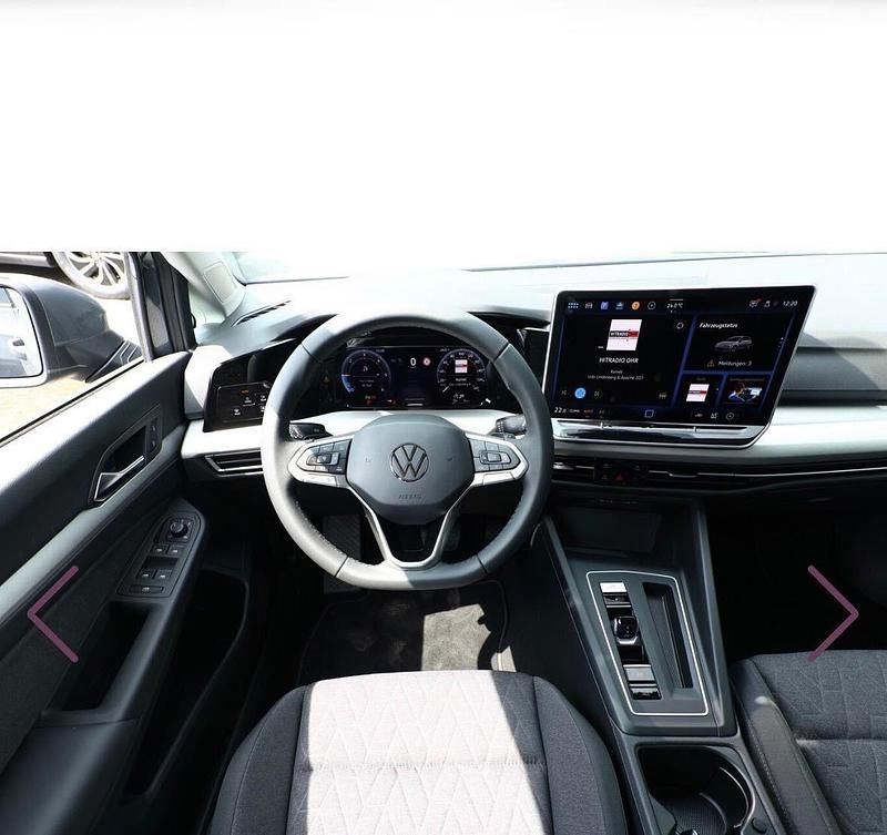 Gebraucht VW Golf VIII Edition 150 PS (110 kW) 2024 Grau Kleinwagen
