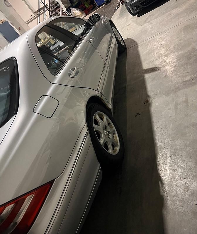 Gebraucht Mercedes S500 306 PS (225 kW) 2002 Silber Limousine