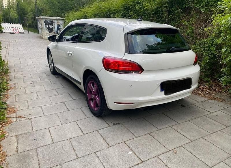 Gebraucht VW Scirocco 160 PS (117 kW) 2009 Weiß Coupé