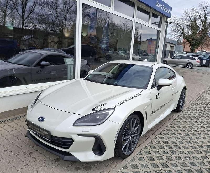 Crystal white pearl Gebraucht 2024 Subaru BRZ Sport Coupé | 37.990 € (Fairer Preis) - Bild 1/4