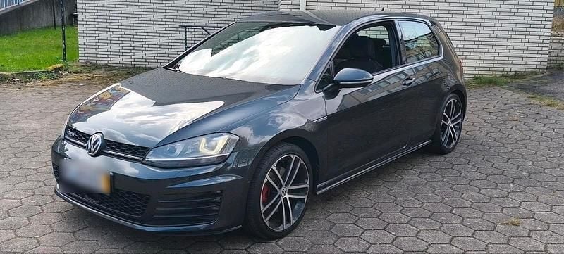 Gebraucht VW Golf VII GTD 184 PS (135 kW) 2014 Kleinwagen
