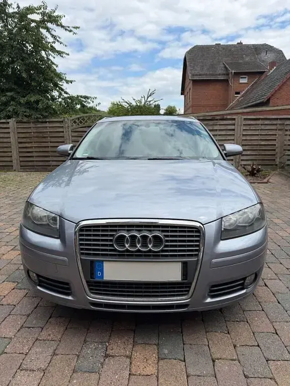 Gebraucht Audi A3 Sportback Ambiente 150 PS (110 kW) 2006 Silber Kleinwagen