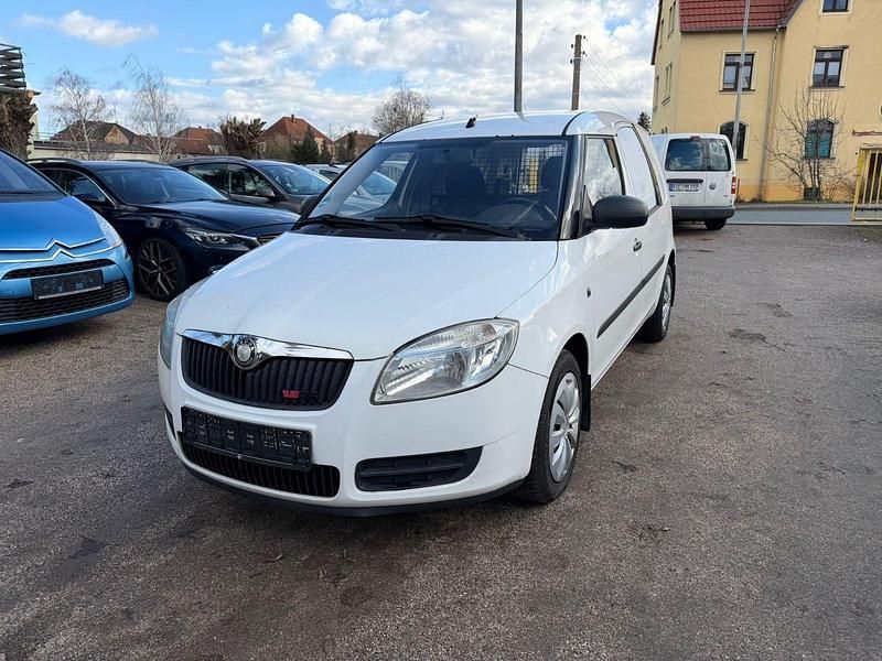 Gebraucht Skoda Roomster 80 PS (58 kW) 2008 Weiß Van / Kleinbus