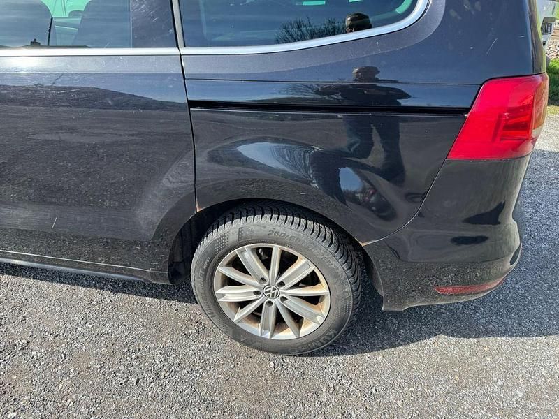 Gebraucht VW Sharan Comfortline 140 PS (102 kW) 2012 Schwarz Van / Kleinbus