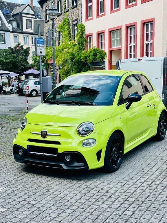 Grün Gebraucht 2020 Abarth 595 Pista Kleinwagen | 16.899 € (Superpreis) - Bild 1/3