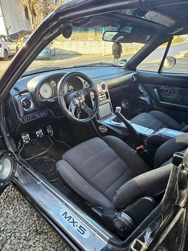 Gebraucht Mazda MX5 115 PS (84 kW) 1995 Andere farben Cabrio