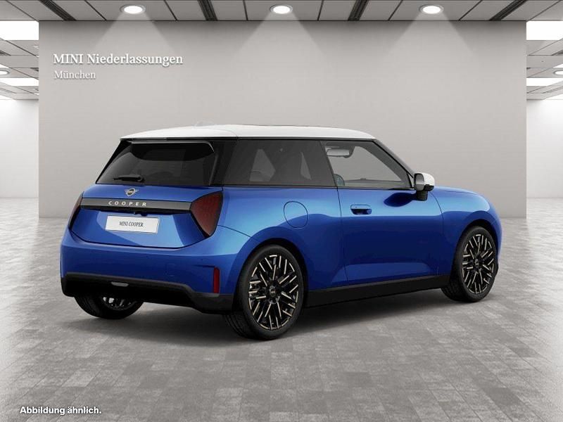 Second-hand Mini Cooper 135 kW (184 CP) 2025 Albastru Hatchback