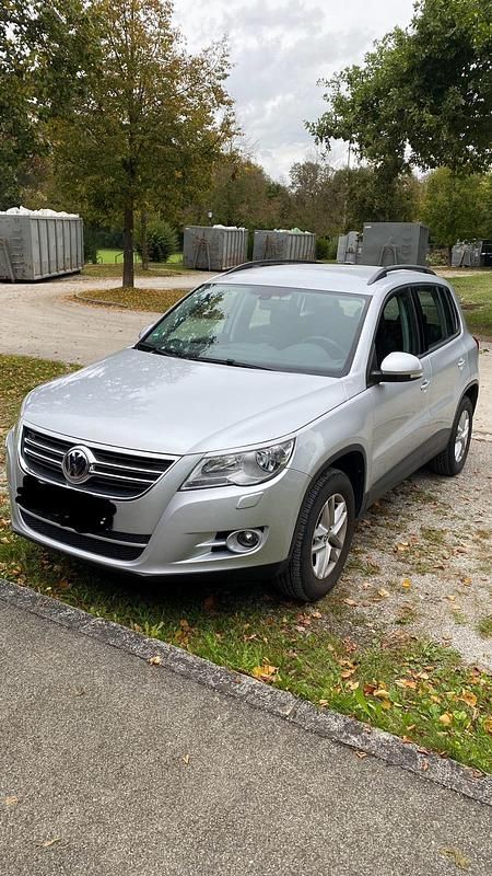 Gebraucht VW Tiguan 150 PS (110 kW) 2009 Grau SUV