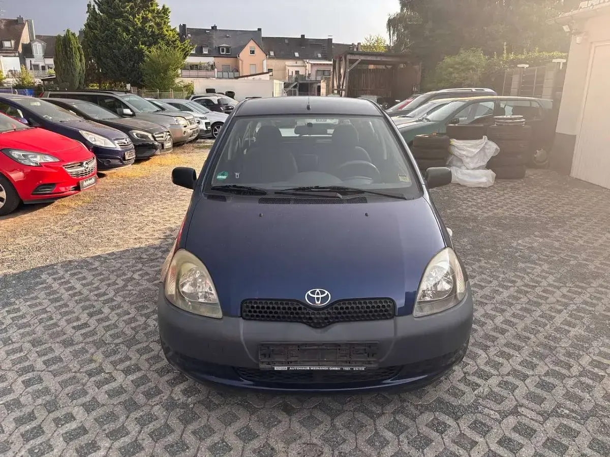 Gebraucht Toyota Yaris Terra 68 PS (50 kW) 2001 Blau Kleinwagen