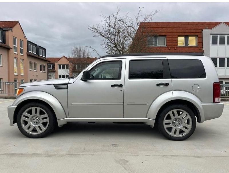 Second-hand Dodge Nitro 260 CP (191 kW) 2008 Gri SUV