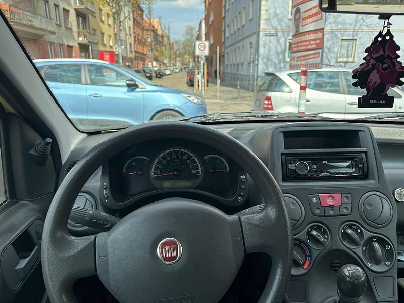Gebraucht Fiat Panda 69 PS (50 kW) 2012 Gelb Kleinwagen