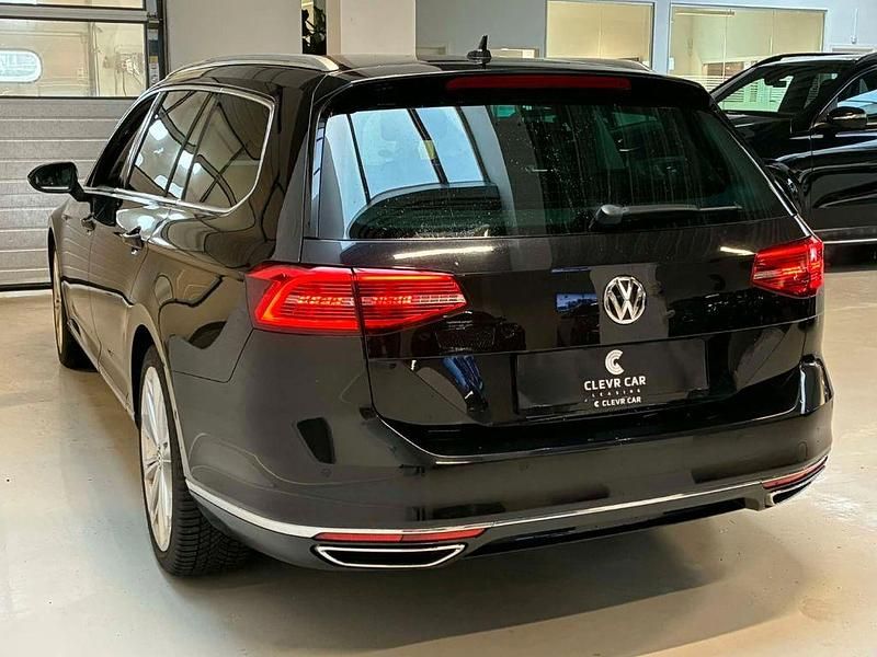 Gebraucht VW Passat Alltrack Sportline 239 PS (175 kW) 2015 Schwarz Kombi