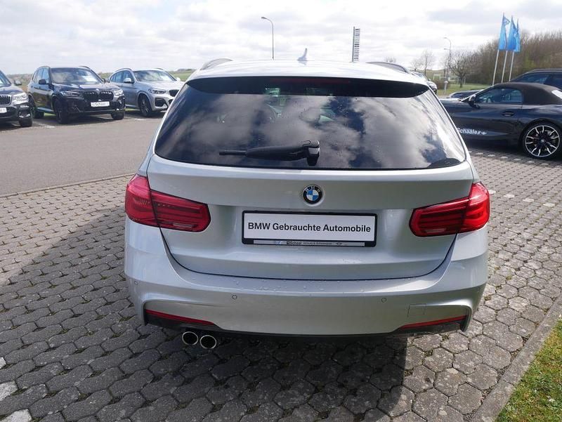 Gebraucht BMW 330 Shadowline 258 PS (189 kW) 2016 Silber Kombi