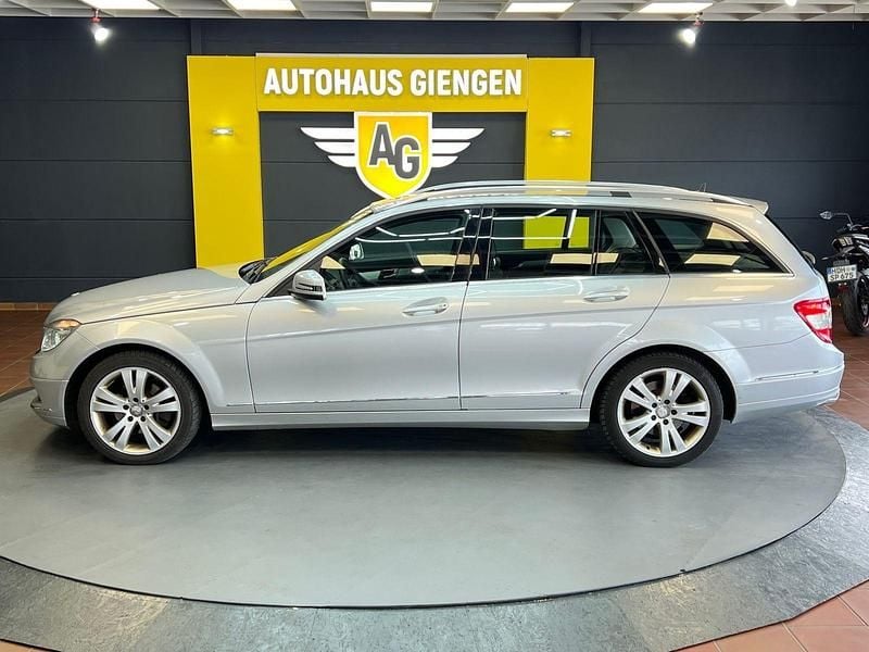 Gebraucht Mercedes C220 170 PS (125 kW) 2009 Silber Kombi