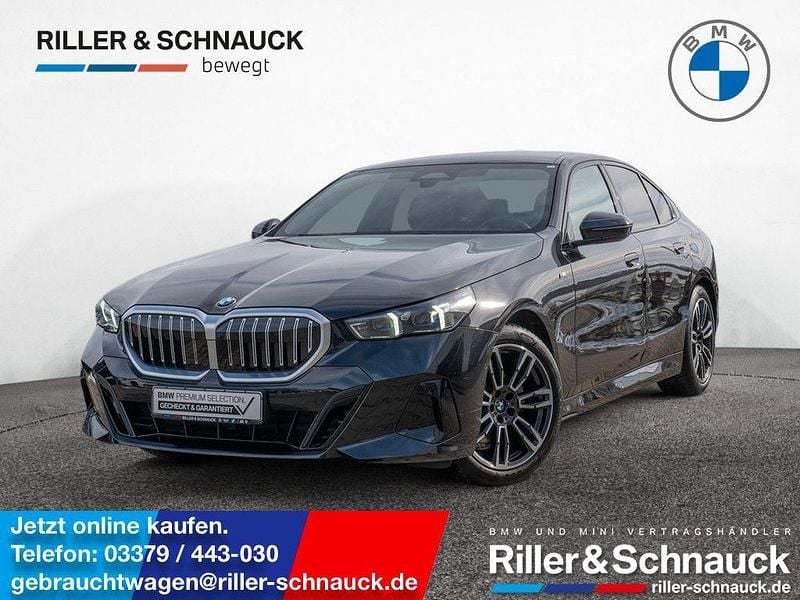 Gebraucht BMW 520 M Sport 208 PS (152 kW) 2025 Schwarz Limousine