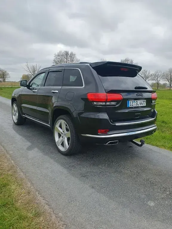 Gebraucht Jeep Grand Cherokee Summit 250 PS (183 kW) 2016 Schwarz SUV