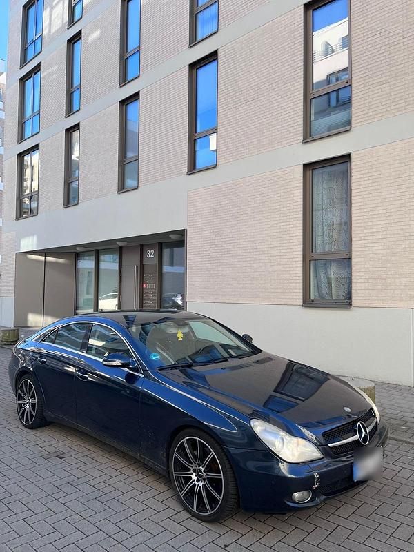 Gebraucht Mercedes CLS320 224 PS (164 kW) 2006 Blau Coupé