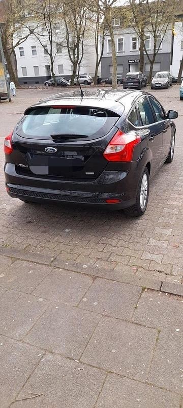 Gebraucht Ford Focus SYNC Edition 125 PS (91 kW) 2013 Schwarz Limousine