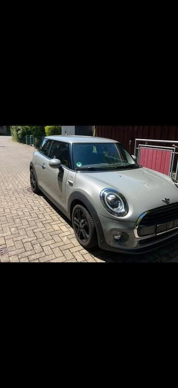 Grau Gebraucht 2019 Mini ONE Kleinwagen | 12.900 € (Guter Preis) - Bild 1/4