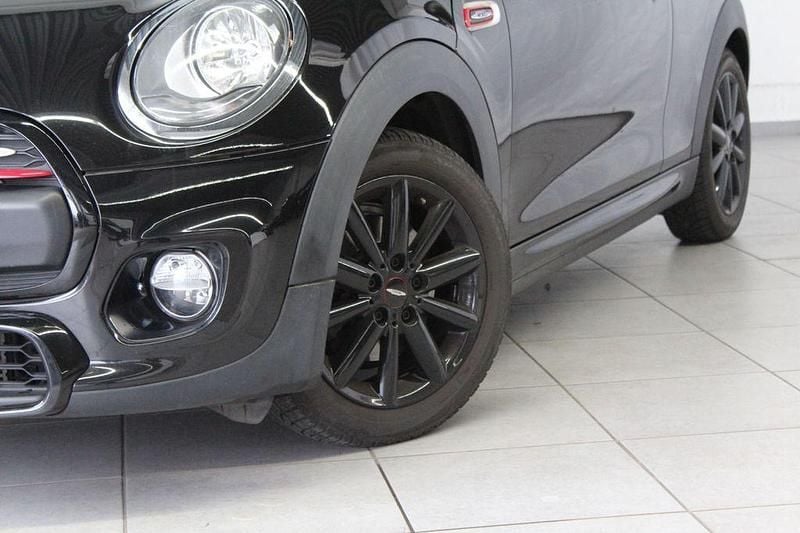 Gebraucht Mini John Cooper Works 102 PS (75 kW) 2017 Schwarz Kleinwagen