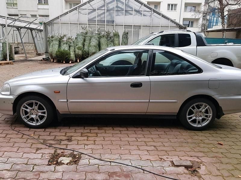 Silber Gebraucht 1997 Honda Integra Coupé | 8.500 € - Bild 1/4