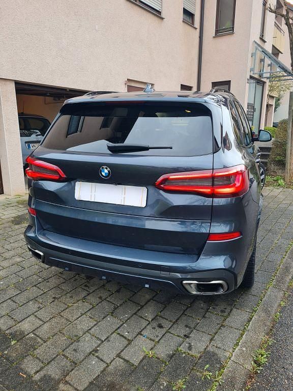 Gebraucht BMW X5 M50 Performance 400 PS (294 kW) 2019 Grau SUV