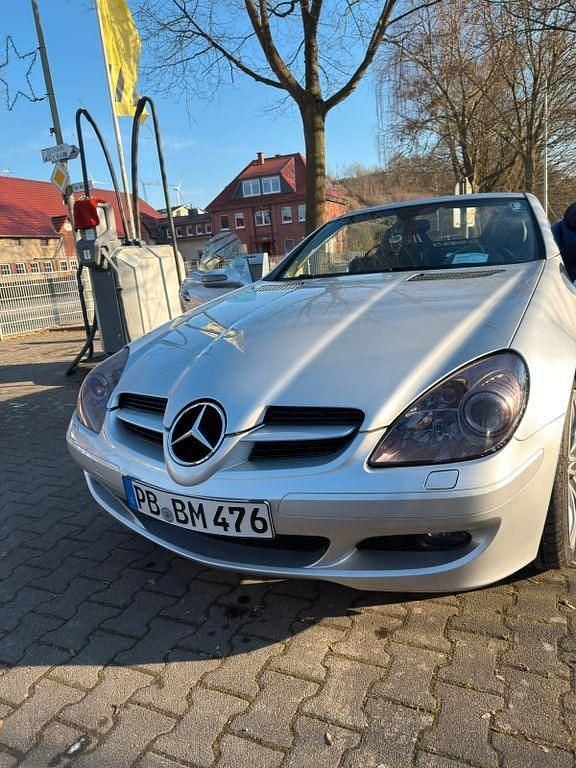 Gebraucht Mercedes SLK200 163 PS (119 kW) 2007 Schwarz Cabrio