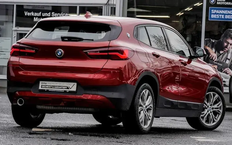 Gebraucht BMW X2 Sport Line 140 PS (102 kW) 2020 Orange SUV