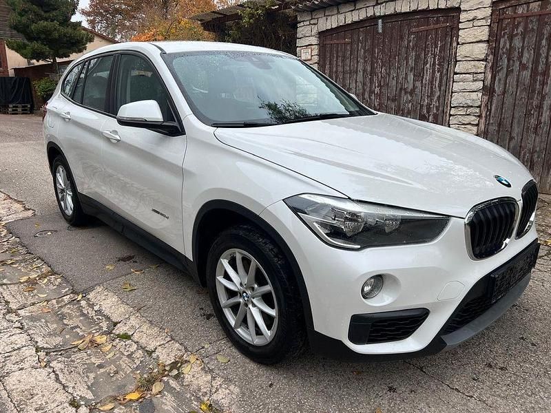 Gebraucht BMW X1 Advantage 190 PS (139 kW) 2015 Weiß SUV