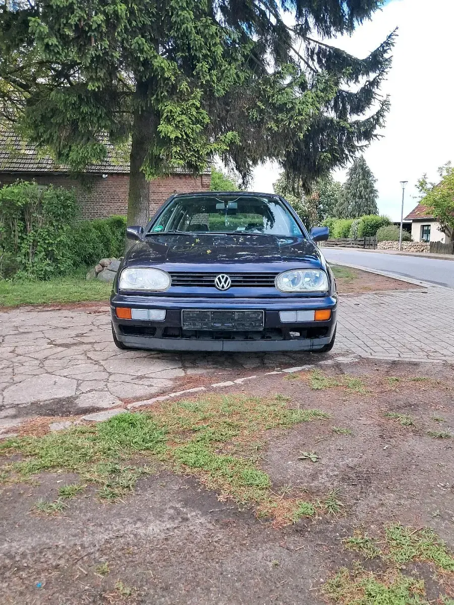 Gebraucht VW Golf III 75 PS (55 kW) 1997 Blau Kleinwagen