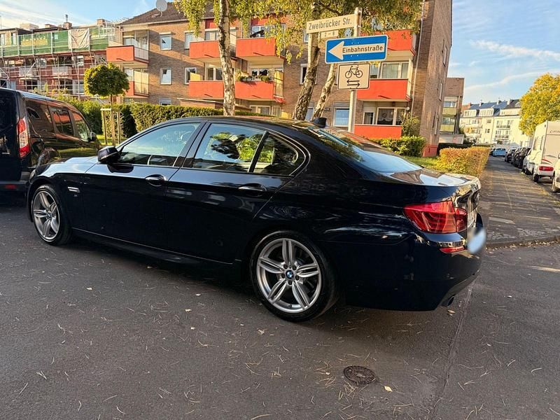 Gebraucht BMW 535 M Sport 306 PS (225 kW) 2015 Schwarz Limousine