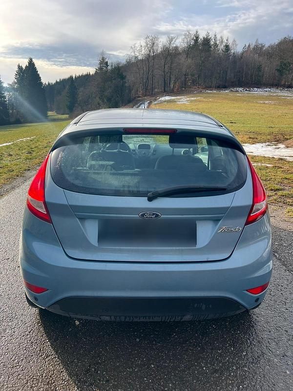 Gebraucht Ford Fiesta 60 PS (44 kW) 2009 Blau Kleinwagen