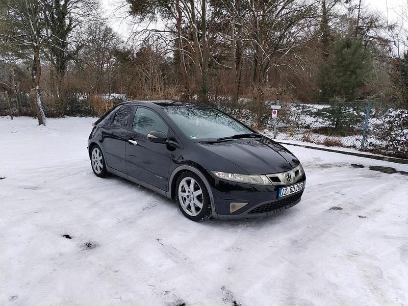 Schwarz Gebraucht 2006 Honda Civic Kleinwagen | 2.350 € (Fairer Preis) - Bild 1/4