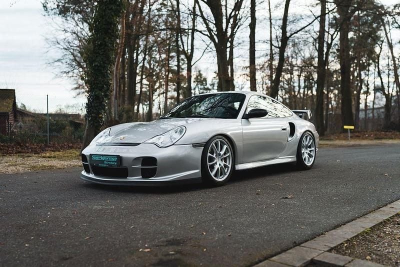 Silber Gebraucht 2003 Porsche 911 GT2 Coupé | 179.000 € - Bild 1/4