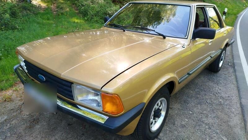 Braun Gebraucht 2017 Ford Taunus Limousine | 5.750 € - Bild 1/4