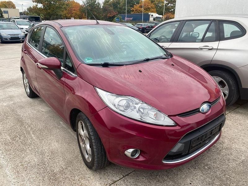 Gebraucht 2010 Ford Fiesta Titanium Limousine | 1.900 € - Bild 1/4