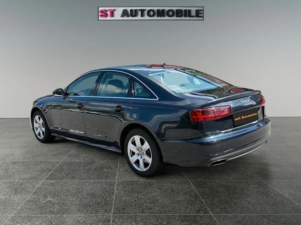 Second-hand Audi A6 190 CP (139 kW) 2015 Albastru Berlinǎ