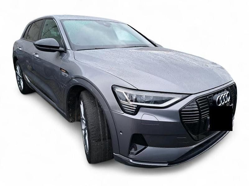 Gebraucht Audi e-tron Advanced 230 kW (313 PS) 2021 Grau SUV