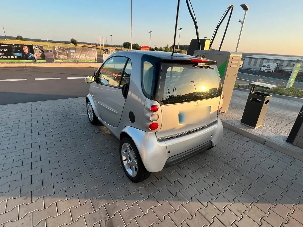 Gebraucht Smart ForTwo Coupé 61 PS (44 kW) 1999 Silber Coupé