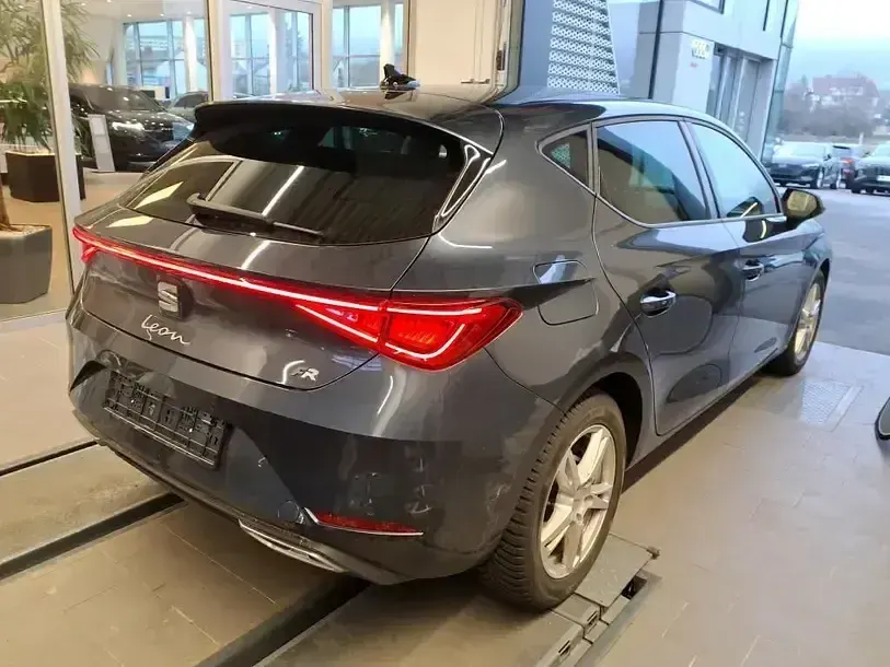 Gebraucht Seat Leon Beats 150 PS (110 kW) 2022 "magnetic tech" Limousine