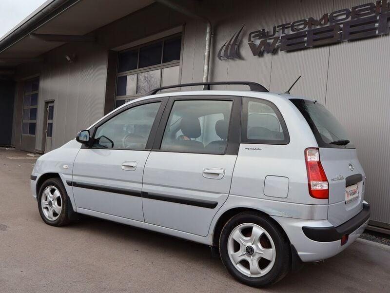 Gebraucht Hyundai Matrix GLS 110 PS (80 kW) 2007 Silber Van / Kleinbus
