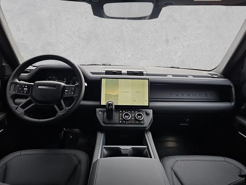 Gebraucht Land Rover Defender SE Dynamic 250 PS (183 kW) 2026 Schwarz SUV