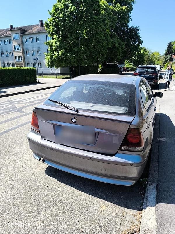 Second-hand BMW 320 150 CP (110 kW) 2004 Gri