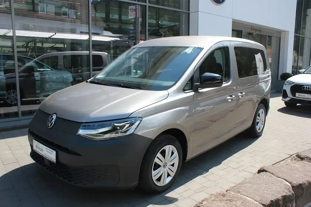 Gebraucht VW Caddy 122 PS (89 kW) 2022 Mojavebeige Van / Kleinbus