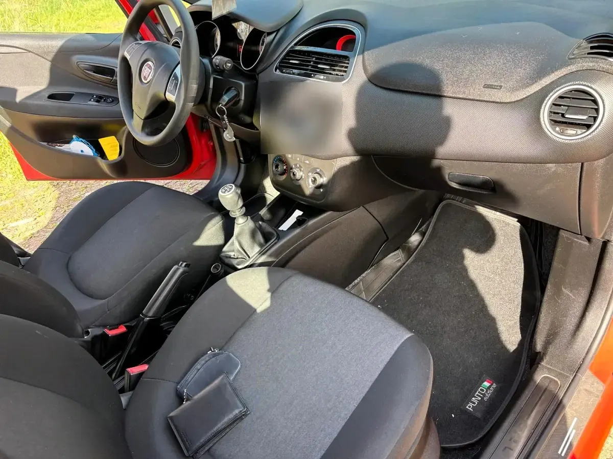Gebraucht Fiat Punto 72 PS (52 kW) 2016 Rot Kleinwagen