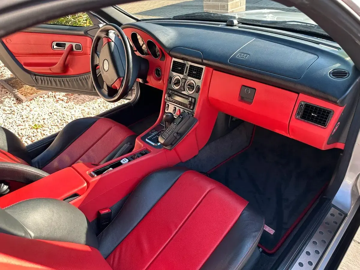 Gebraucht Mercedes SLK230 193 PS (141 kW) 1997 Silber Cabrio