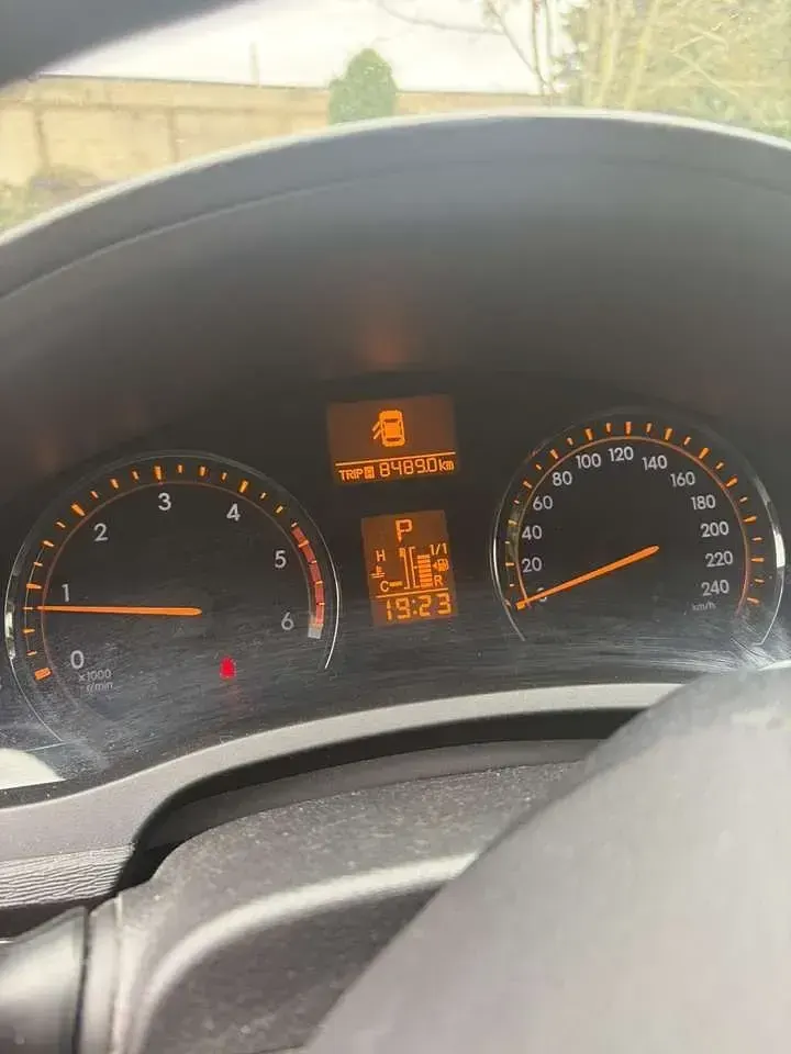 Gebraucht Toyota Avensis 150 PS (110 kW) 2011 Kombi